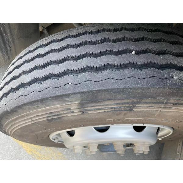 Golden Dragon 48 мест Подержанный роскошный автобус Дизельный Подержанный коммерческий автомобиль