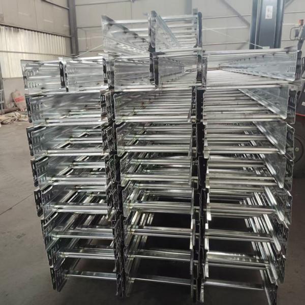 Silvery Cold Roll Forming Ladder Type Cable Tray Standard Sizes Hold Down Clamp Width 50-1000mm