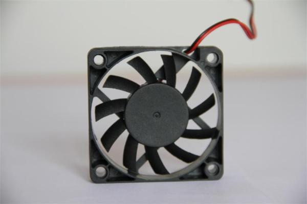 Ball / Sleeve Bearing Dc Ventilation Fan Notebook Cooling Fan With Plastic Impeller
