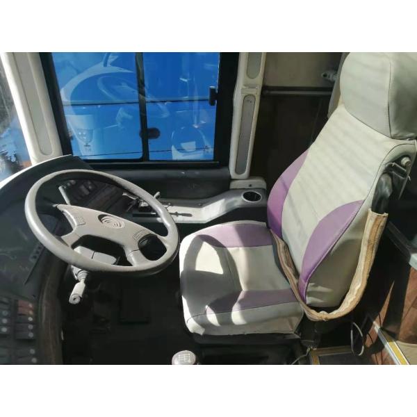 O motor traseiro usado dos assentos da condução à direita 55 do tipo ZK6127 de Yutong do ônibus de excursão usou o treinador Bus Double Doors