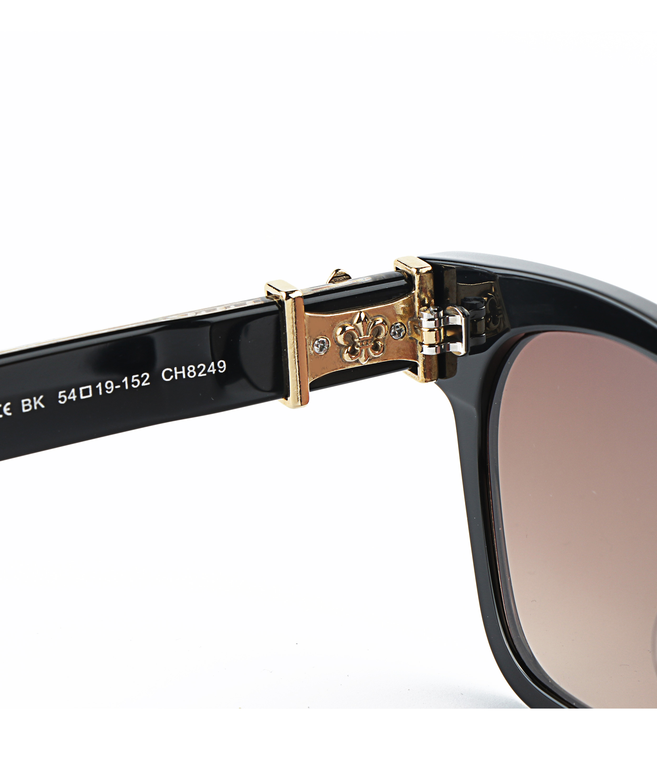 2026 New Designer Vintage Fall Travelling Parties Female Male Sun Glasses Elegant Anti Uv Festival Men Women Sunglasses Factory