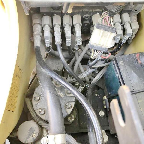 300 Рабочая масса Использованный экскаватор Komatsu Япония 1 тонна Мини PC10 Вторая рука экскаватор