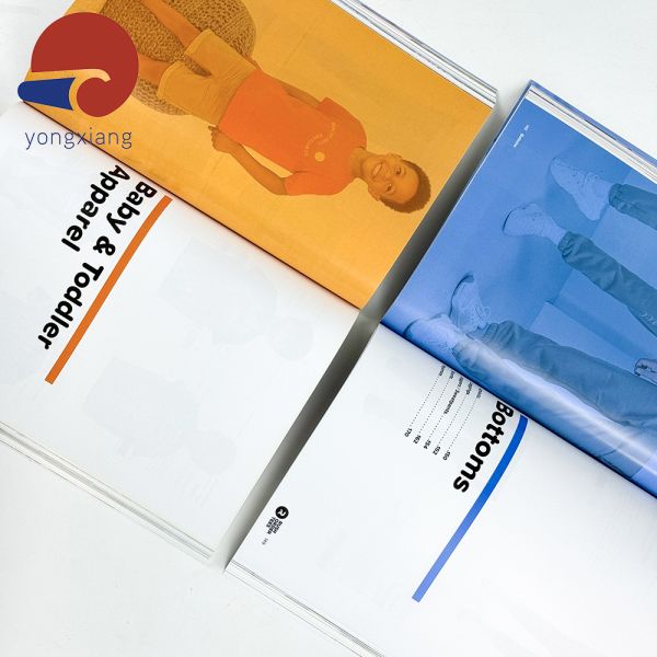 Glossy Paper / Matte Paper Magazine Catalog CMYK Color Booklet Printing