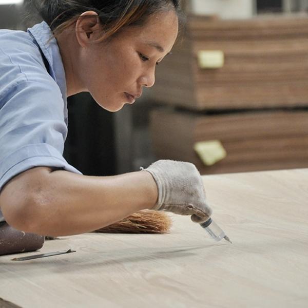 Faced Natural Ash Crown Wood Veneer E0/E1 Fancy Plywood / Mdf / Chipboard