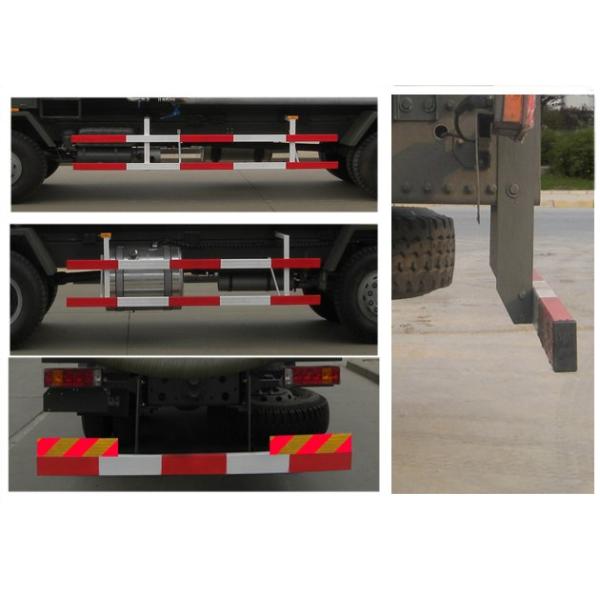 Low Density Bulk Powder Water Hauling Trucks With 37 m³ Tanker,8x4 drive