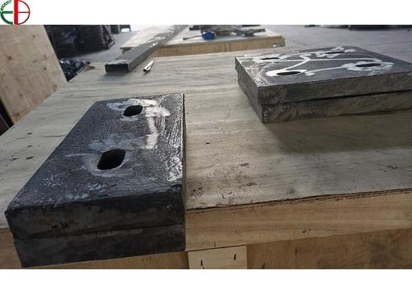 NiCr4-600  AS2027 Nihard Wear Resistant Linings For Chute Protection