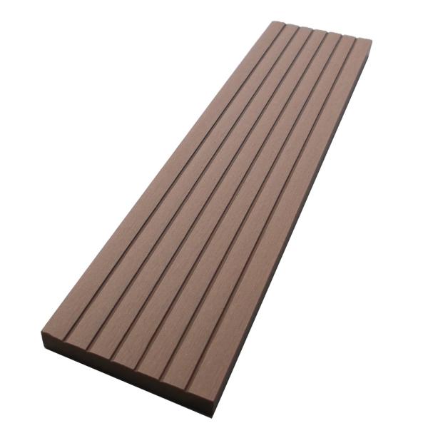 71*10mm 1.01Kg Meter 2.2meter WPC Fence Panels