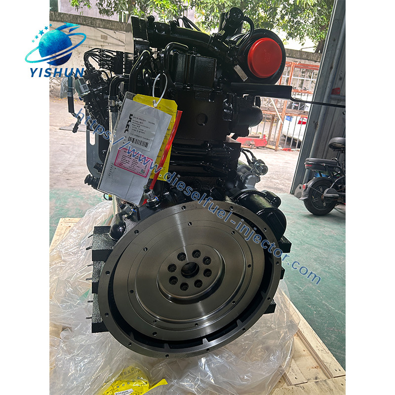 Дизельный двигатель Cummins 6CTA 8.3 240 л.с. Частное сообщение Водоохлаждаемый послеохладитель