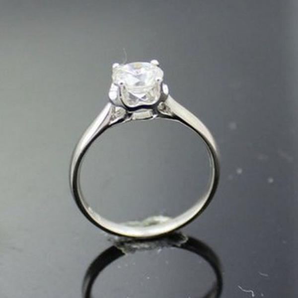 White Gold Plated Silver Round  5.5mm Garnet Cubic Zirconia Engagement Ring(F15)