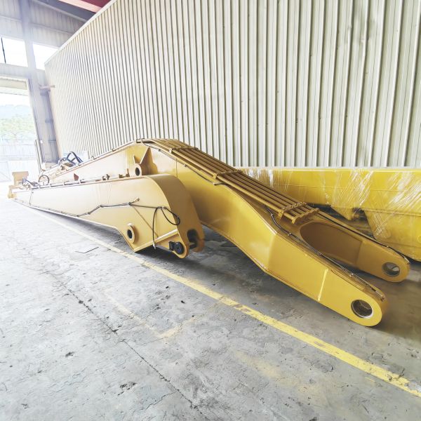 Long-Reach Excavator Arm with Heavy-Duty Stone Grab — Optimal Solution for River Embankment & Dam Works