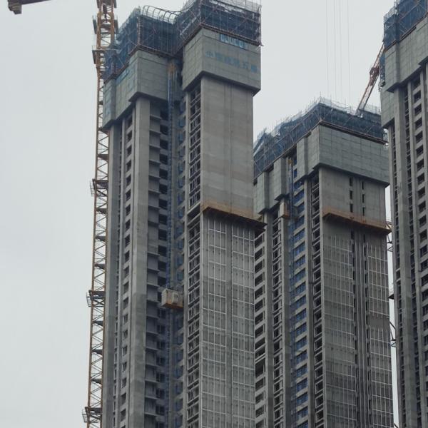 Elevador de cremallera SC200 con sección de mástil de 650x650x1508mm para pasajeros y materiales