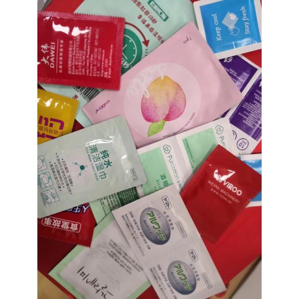 Professional Single Piece Wet Wipe Making Machine Four Side Sealing Tissue Packing Equipment