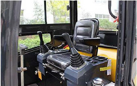 R330 Chinese Mini Excavator New Farm Mini Digger 2Ton Hydraulic Small Crawler Excavators