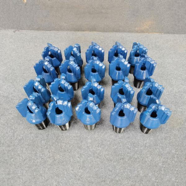 Круглый бриллиант с гравировкой на косточках из сплава стали высоко износостойкий