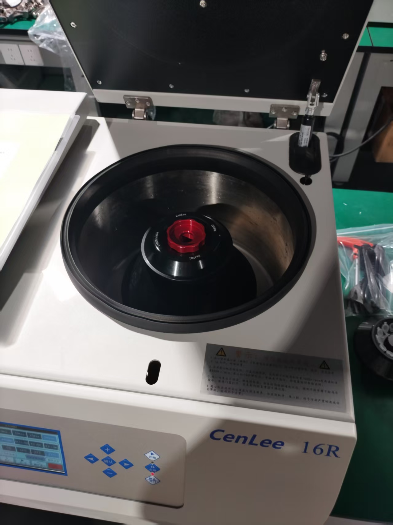 CenLee16R Benchtop Automatic Refrigerated High Speed Centrifuge 16600rpm 21532xg 600ml 6x100ml LCD Touch Display 10 Programs