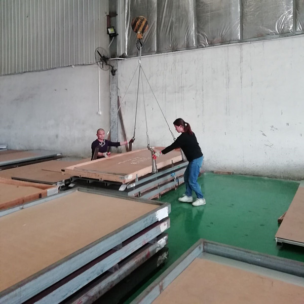 Холоднопрокатный лист нержавеющей стали СС304