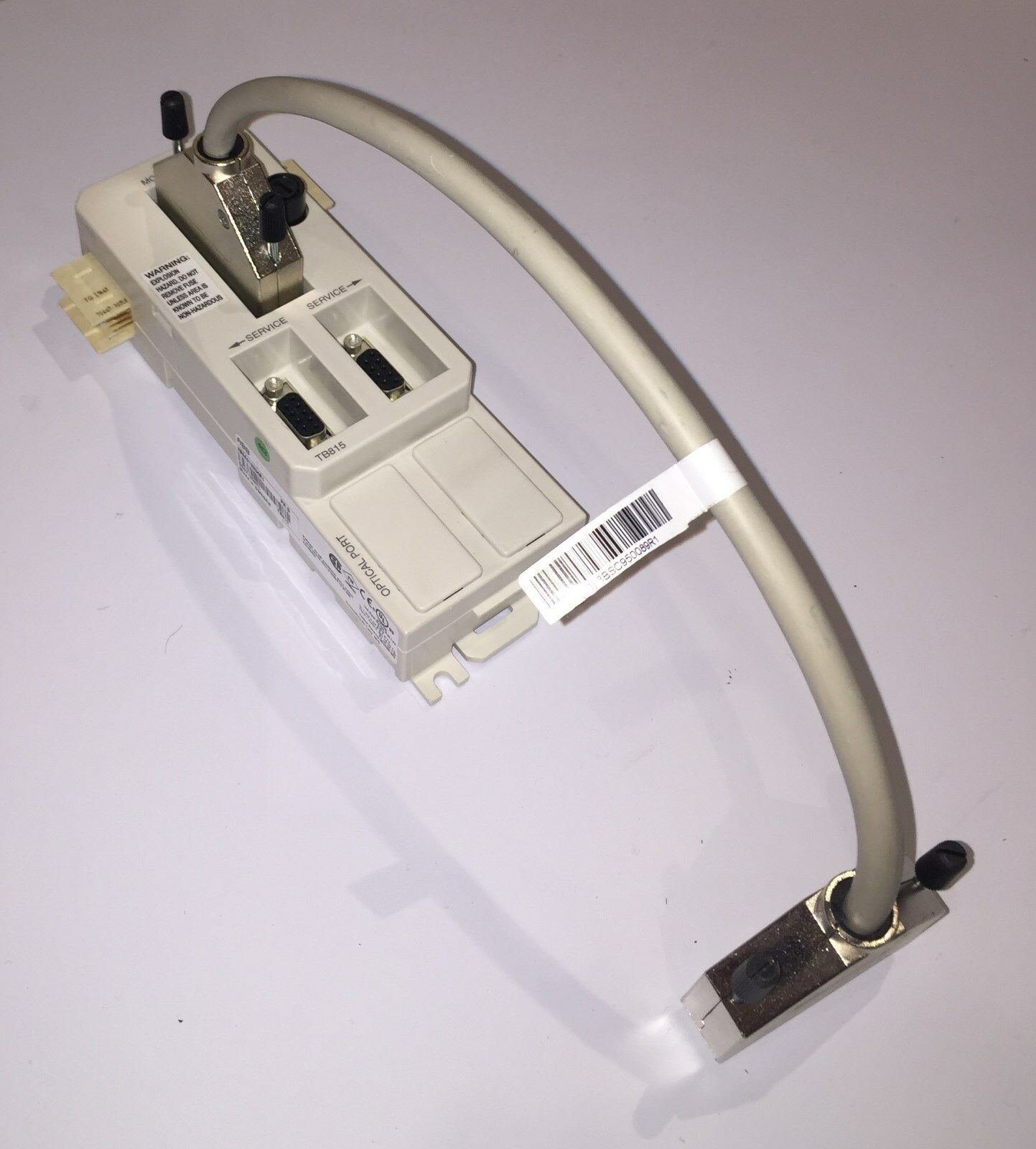 TK801V003 3BSC950089R1 совершенно новое и первоначальное, расширение Modulebus защищало D-подводную лодку 25 кабеля 0.3m, мужчин-женскую.