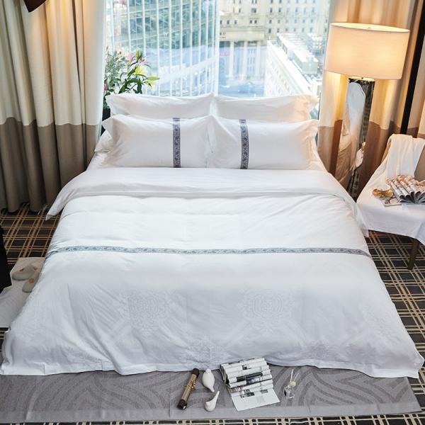 Dobby White Stripe Jacquard Hotel Luxury Sheet Set , Hotel Style Bedding Sets