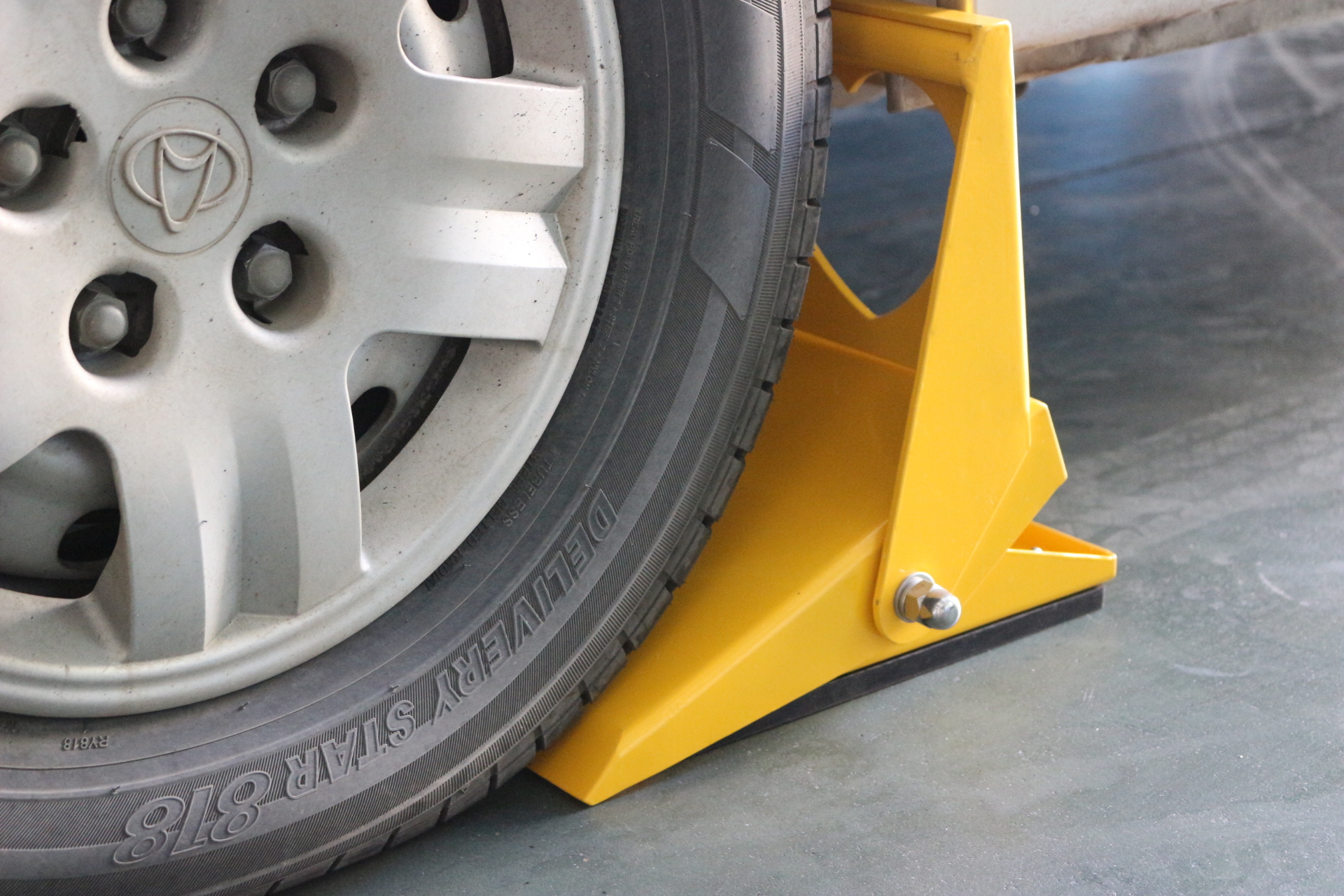 Love Shape Friction Increases Trailer Security Lock Electrostatic Spraying