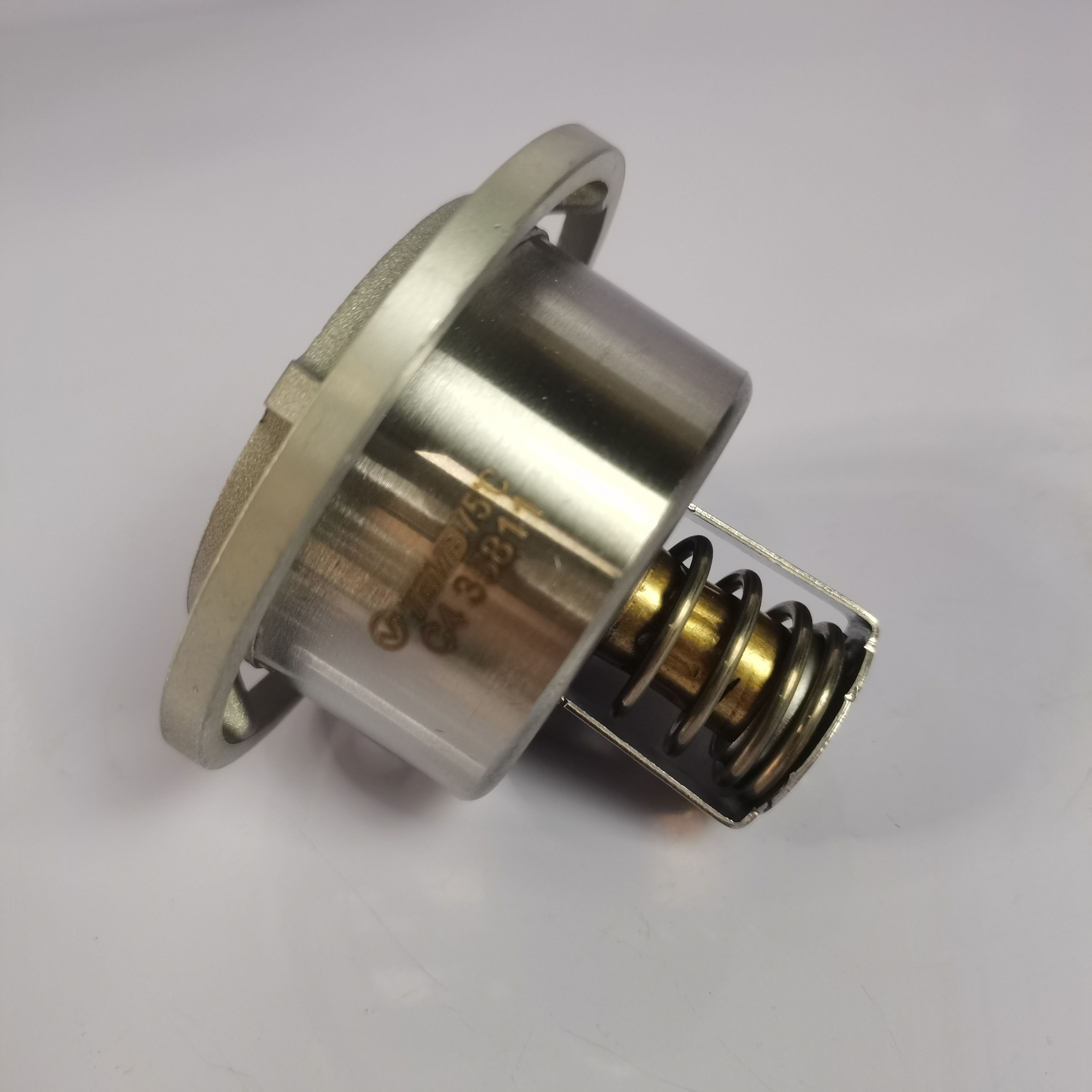 FAW Jiefang Truck Cooling System Parts Thermostat 35811-75D