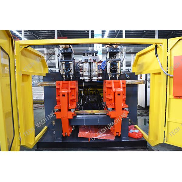 PP HDPE Blow Molding Machine View Stripe Line 5L Stackable Jerry Can Production