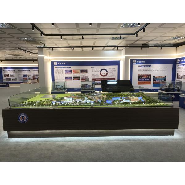 Modelos de campus universitario 1:100 Modelo arquitectónico con instalaciones