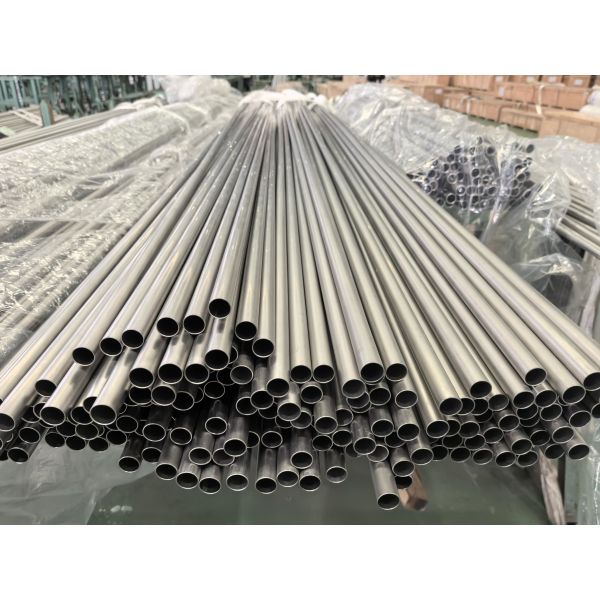 ASTM B338 Gr.2 Seamless Titanium Steel Heat Exchanger Tube, For Corrosion Resistance Environment