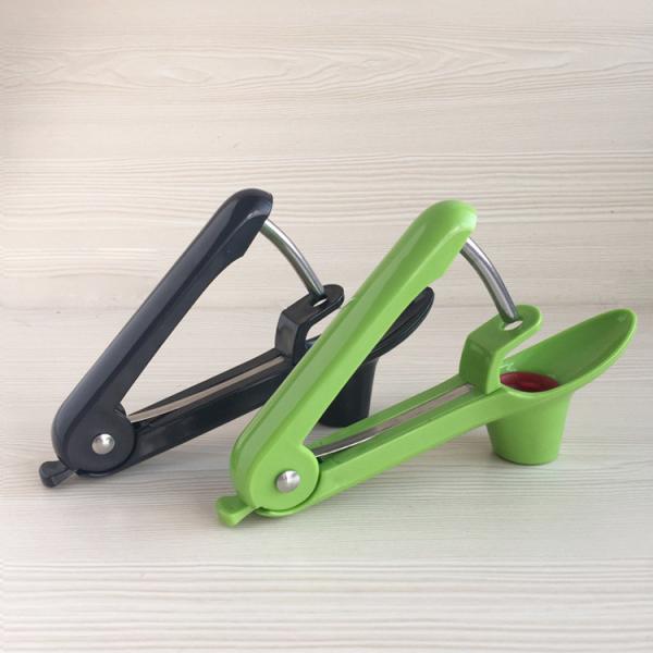 Fruit Vegetable Tools Type Cherry Pitters with Space-Saving Lock Design