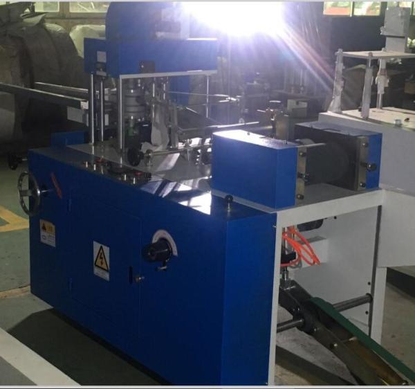 linha de produção do lenço de papel 5.5KW, aço da impressão de cores 1-2 para forrar a máquina de dobramento de gravação do guardanapo do cocktail