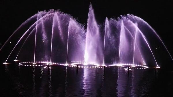 Des lumières sous-marines à LED pour les fontaines