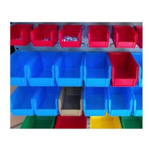 Soluciones de almacenamiento para repuestos de plástico colgantes