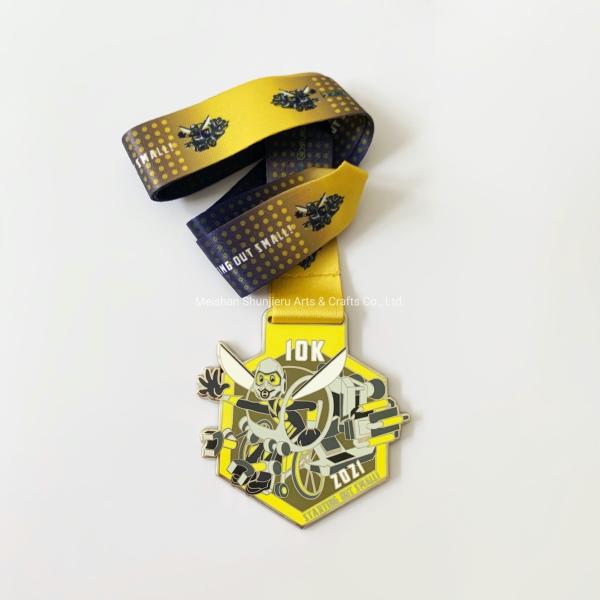 Médaille sportive de forme personnalisée pour les grossistes Médailles d'or et de bronze de taekwondo