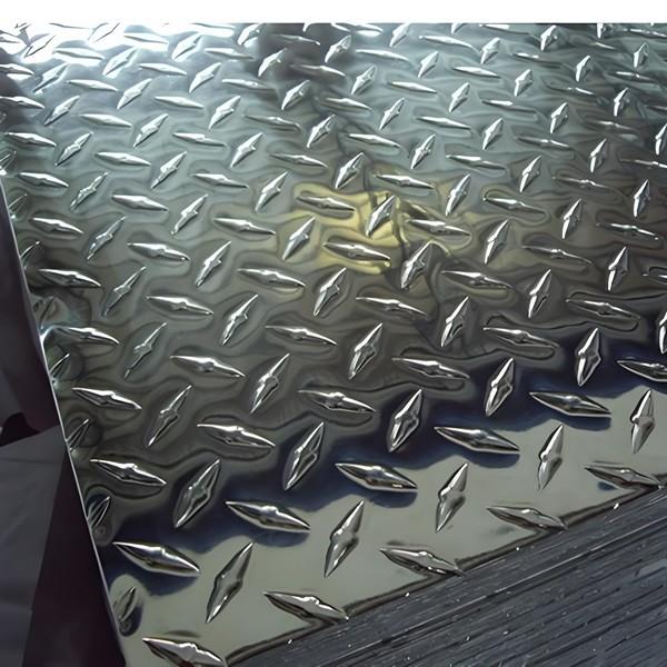 Strength Cold Rolled 3003 5052 6061 7050 7075 Diamond aluminum plate with Diamond Patterns 40 Brinell Hardness