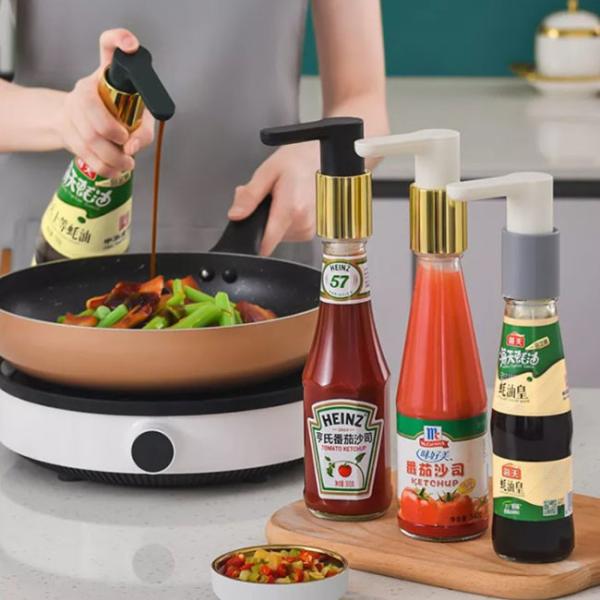 Kitchen tools Leak-Proof Squeeze Hand Press Bottle Oyster Sauce Dispenser Pump