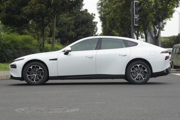 Xpeng P7 EV Luxury Cars SUV New Energy Everbright Electric Car 480km
