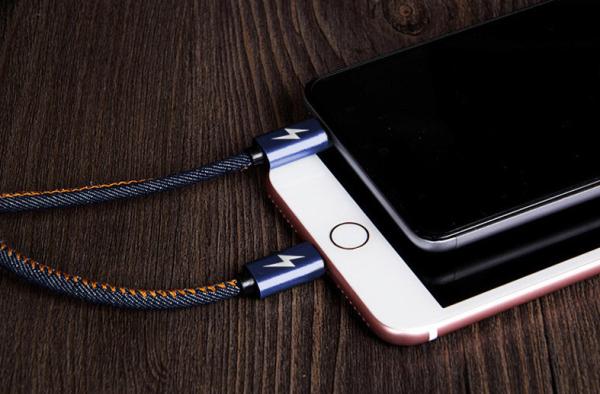 Oem Odm 3.0a Phone Data Transfer Cable Stable High Toughness 1.2m Length