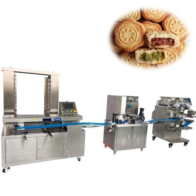 A semolina automática completa encheu as cookies que fazem a máquina