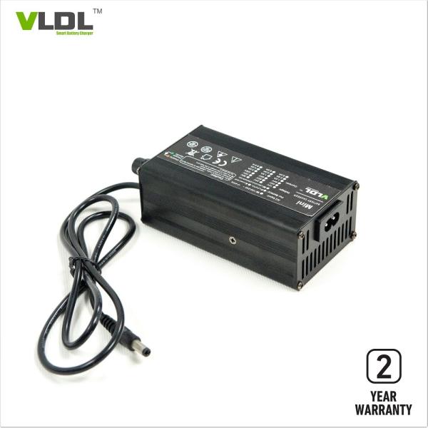 4A 24 Volt Sealed Lead Acid Battery Charger 110 To 230Vac Worldwide Input High Frequency