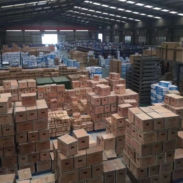 DZ9725982017 DZ97259820156 Shaanxi Automobile Delong F3000 Body Parts New Oil Pump Assembly for Dongfeng Jiefang Truck Models