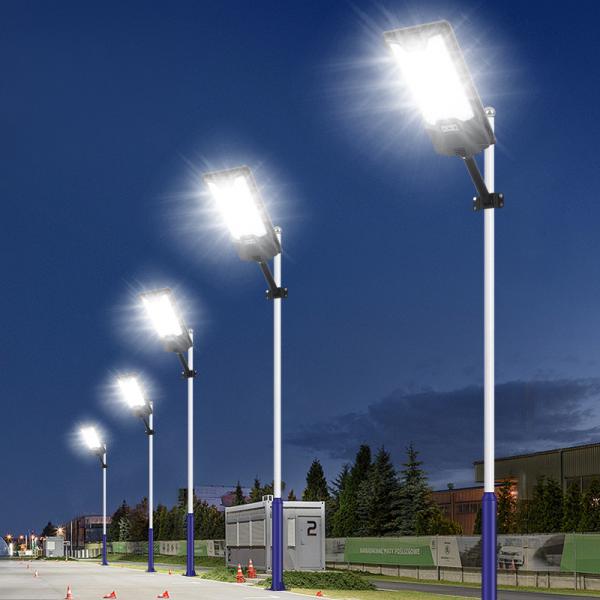 7000k All In One Solar Street Light IP65 Solar Street Lights Outdoor For Paths And Parking
