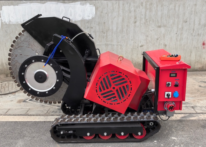 All Terrain Crawl Dual Purpose Cutting Saw For Emergency Repair And Construction Cutting