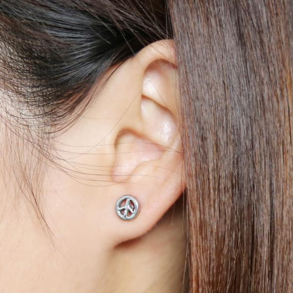 Wholesale fashion simple design small plane women ear stud earrings