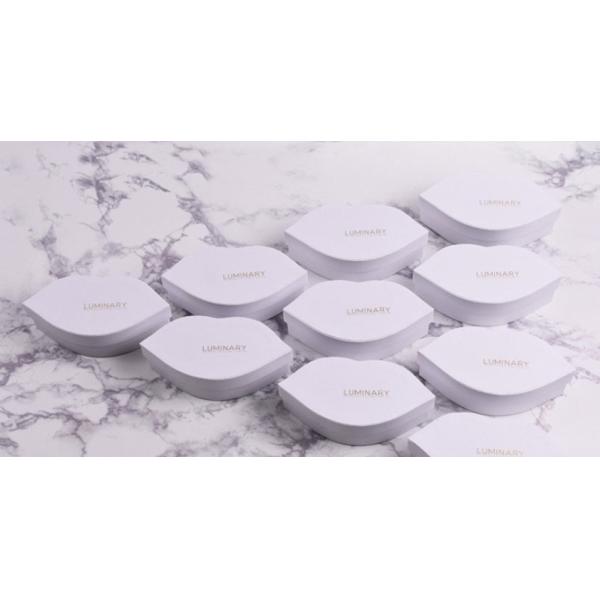 Заказ на заказ Креативная коробка для упаковки мини-окраски с уникальной формой губ и УФ-покрытием