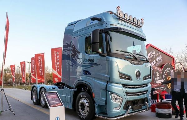 Shacman X6000 4x2 6x4 510hp Nouveau camion tracteur Shacman