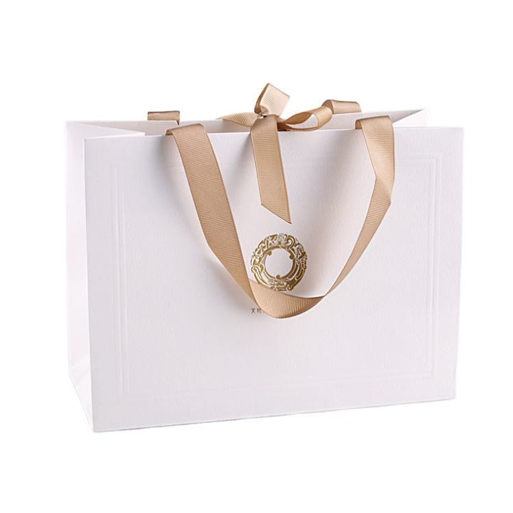 Custom Printed Paper Gift Bag Made From Recyclable Materials Suitable For Retail Shops And Event Packaging