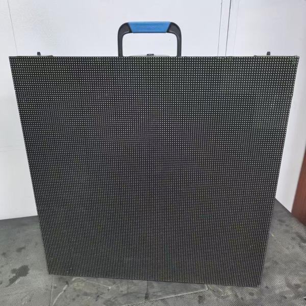 Second-hand Stage Gloshine Outdoor P3.91 Waterproof Screen With Nearly The Same Age As Carbon Fiber Box