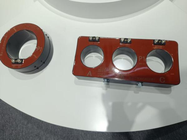 APG And Vacuum Casting Process Compatible Standard APG Clamping Machine