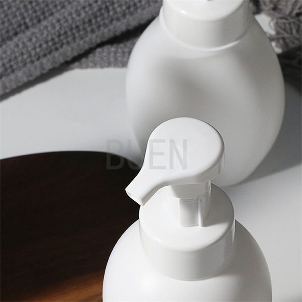 Косметический упаковывая насос пластиковой пены для распределителя жидкостного мыла дезинфицирующего средства руки
