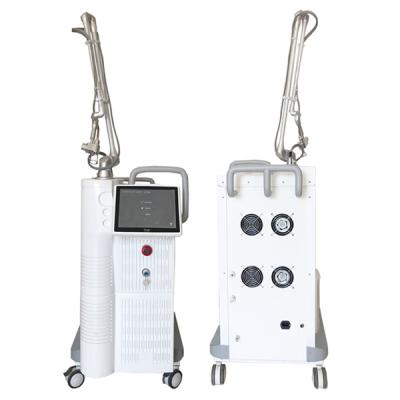 10600nm 30W Co2 Laser Resurfacing Machine 220V For Scare Removal Shrink Large Pores