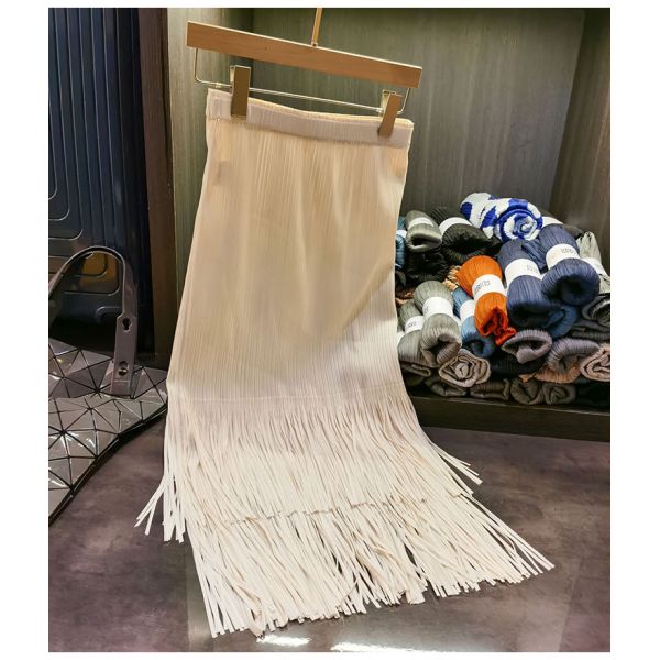 2024 Women's High Waisted Pleated Skirt Solid Color New Fashionable Tassel Age Reducing and Slimming Breathable Skirt